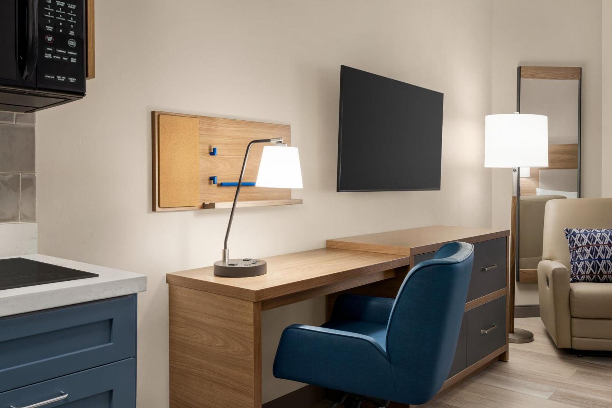 Candlewood Suites Boise - Towne Square By Ihg Dış mekan fotoğraf